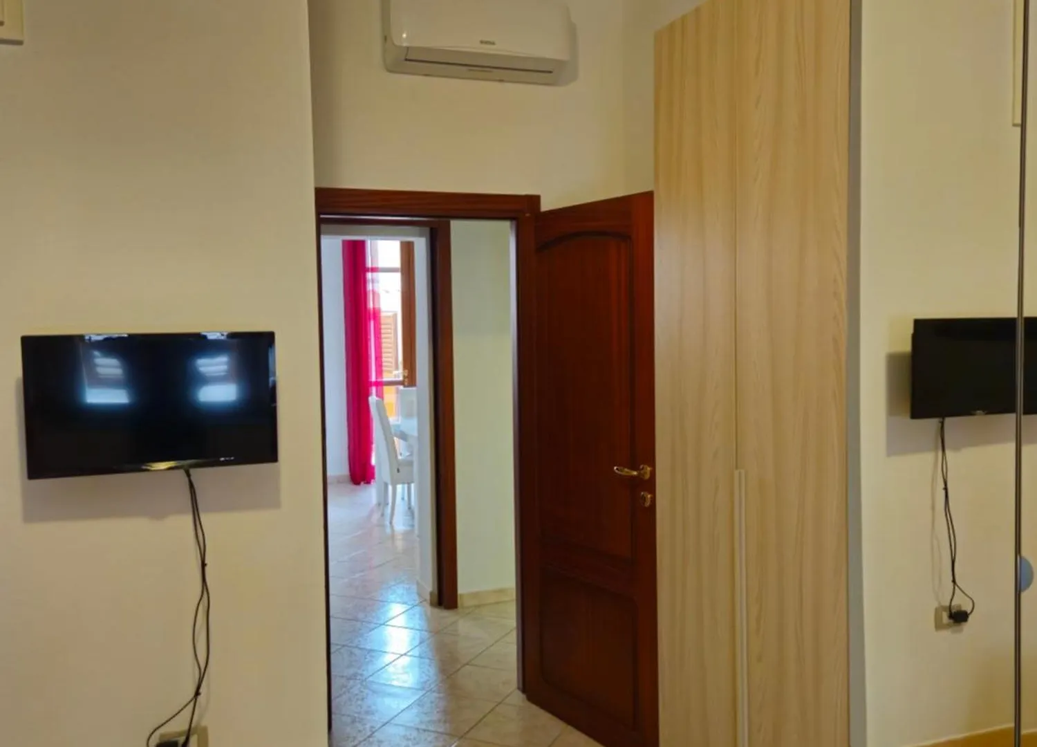 Casa Di Molly Al Centro Di Alghero Italy